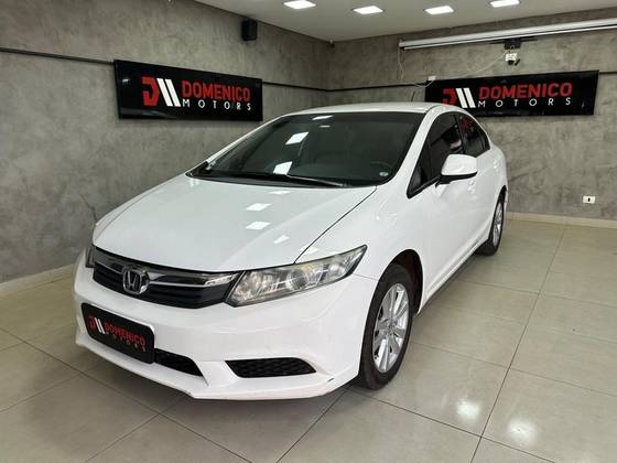 HONDA CIVIC 1.8 LXS 16V FLEX 4P MANUAL HONDA CIVIC 1.8 LXS 16V FLEX 4P MANUAL
